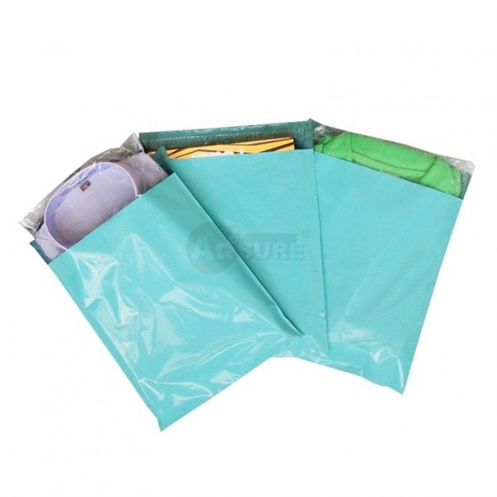 cyan colored plain mailing bags